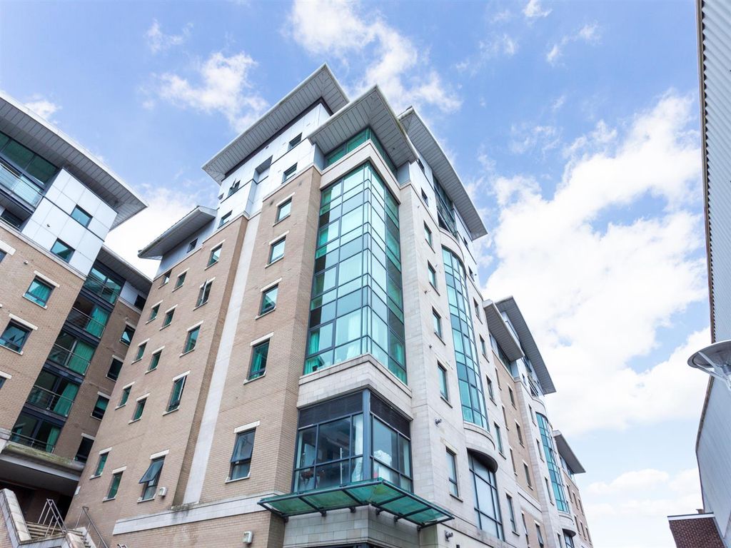 2 bed flat for sale in Dolphin Quays, The Quay, Poole BH15, £265,000