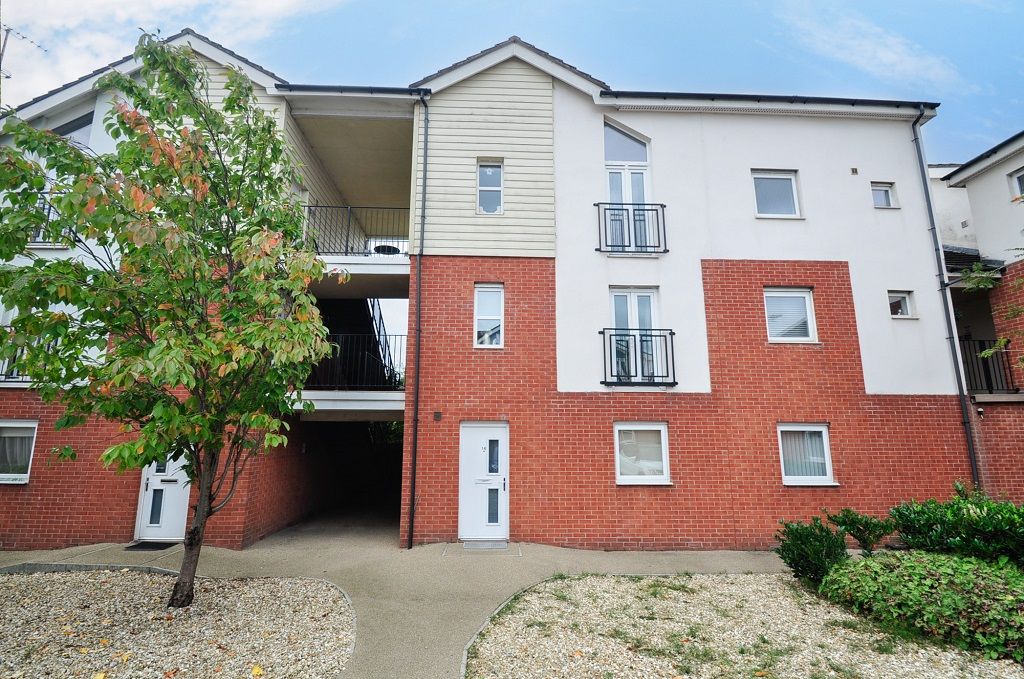 1 bed flat for sale in Ariel Close, Newport NP20, £87,500