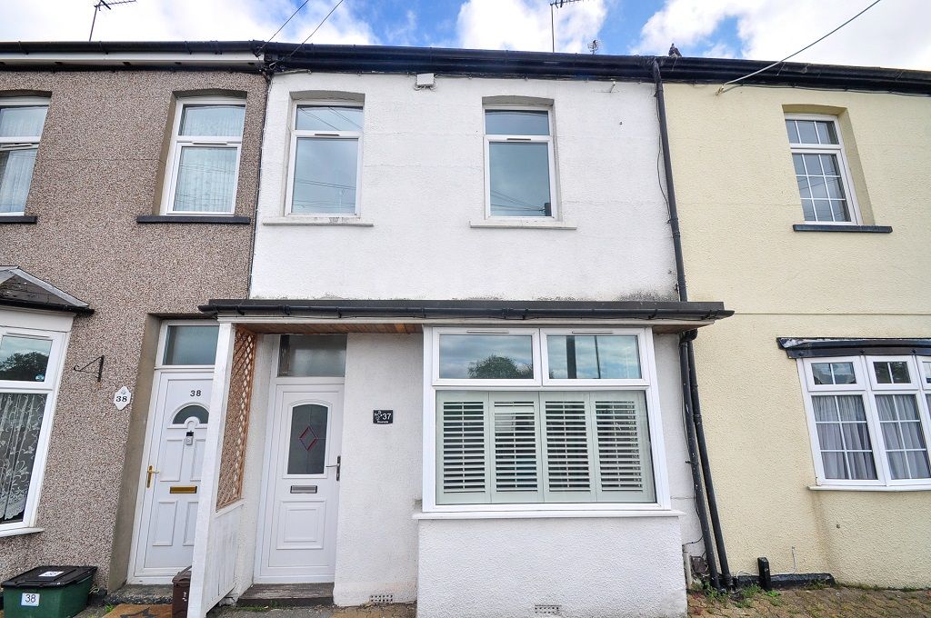 2 bed terraced house for sale in Riverside, Newport NP19, £157,000