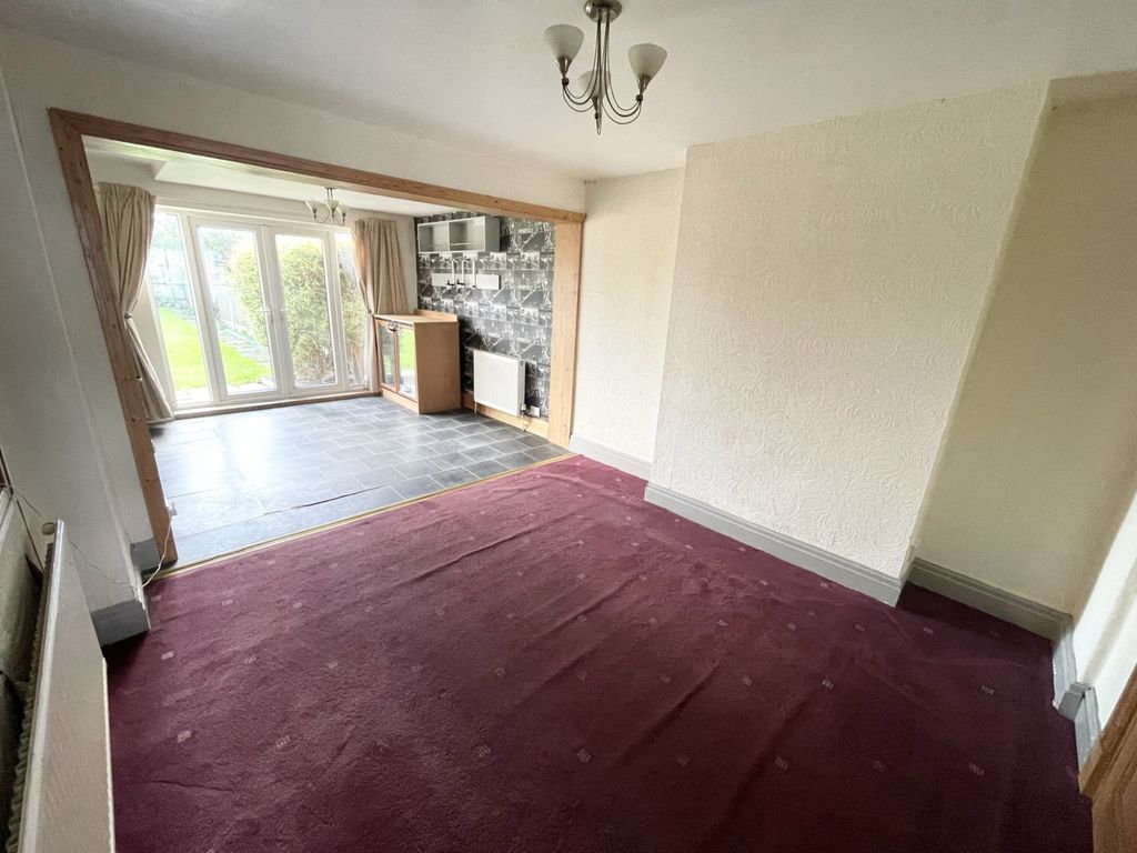 4 bed semi-detached house for sale in Fairfield Avenue, Poulton-Le-Fylde FY6, £180,000