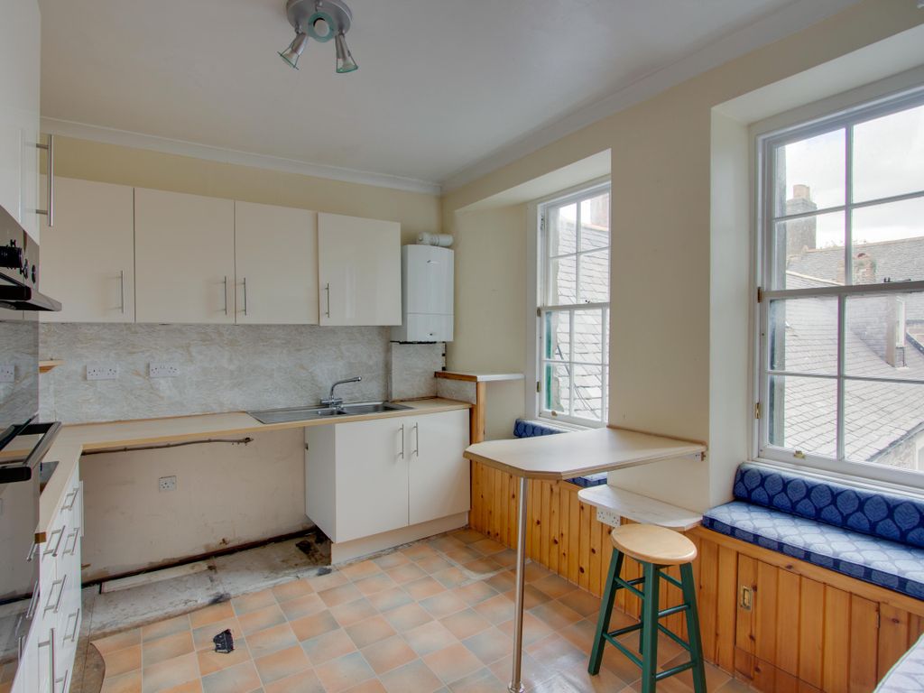 2 bed flat for sale in High Street, Montrose DD10, £65,000