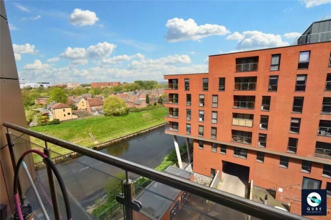 1 bed flat for sale in Adelphi Street, Salford M3, £100,000