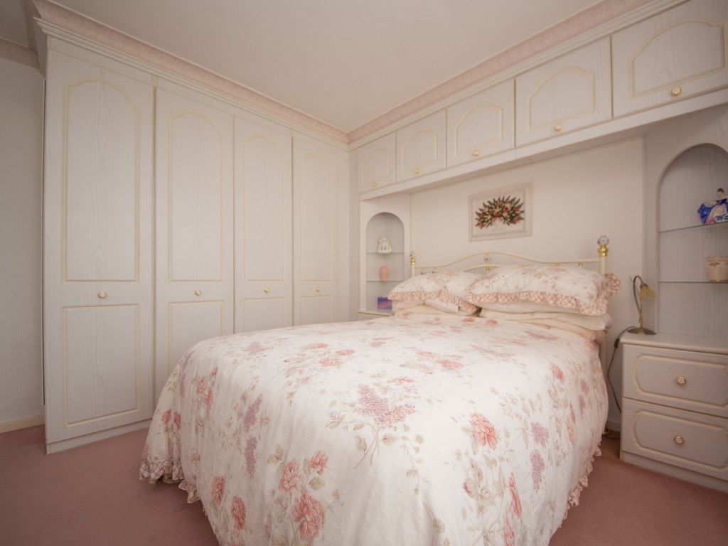 2 bed detached bungalow for sale in Oakwood Avenue, Shevington, Wigan, Lancashire WN6, £260,000