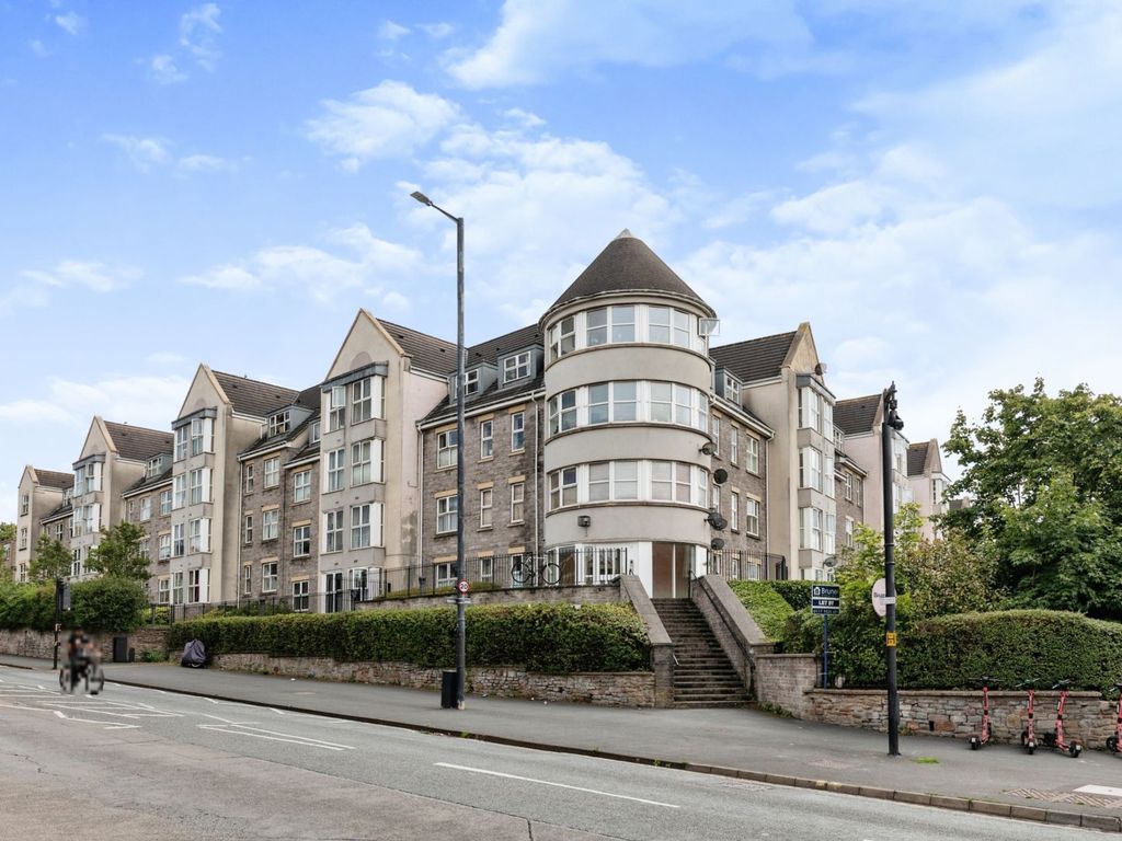 2 bed flat for sale in 100 Fishponds Road, Bristol BS5, £190,000