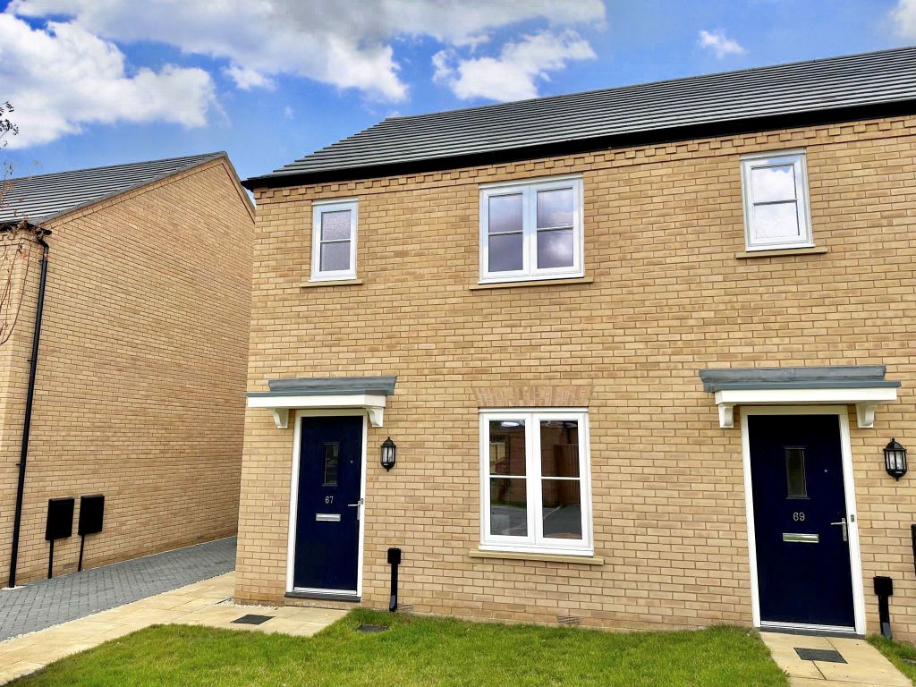 2 bed end terrace house for sale in Wales Drive, Gamlingay, Sandy SG19, £132,000
