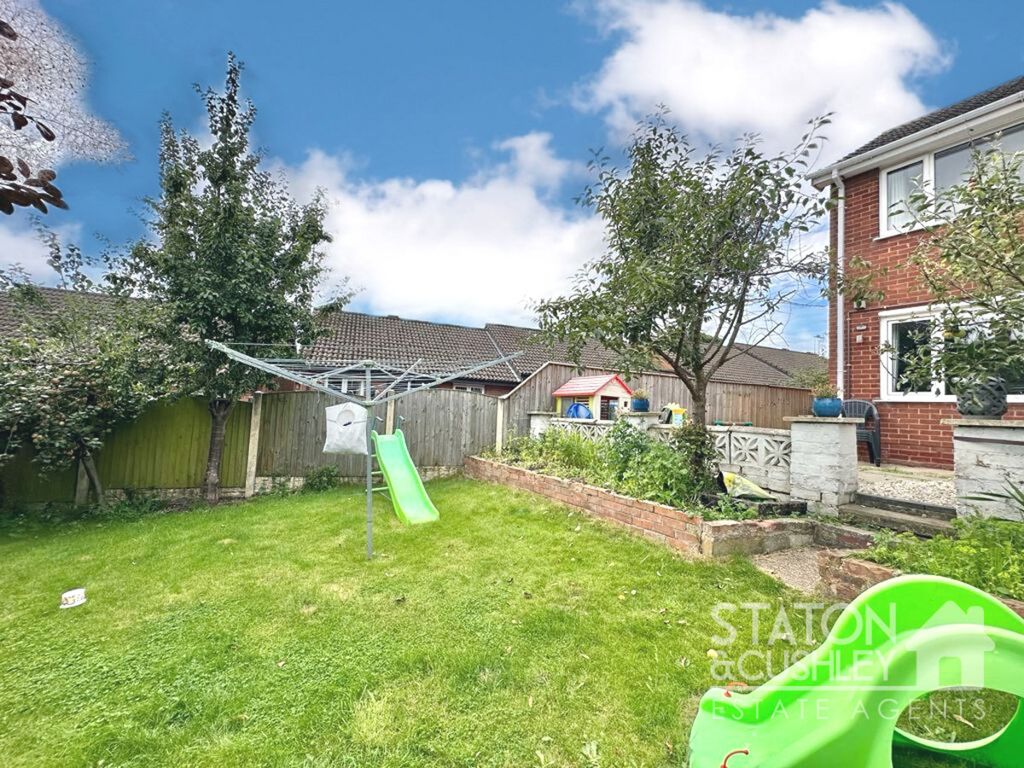 3 bed semi-detached house for sale in New Close, Blidworth NG21, £160,000