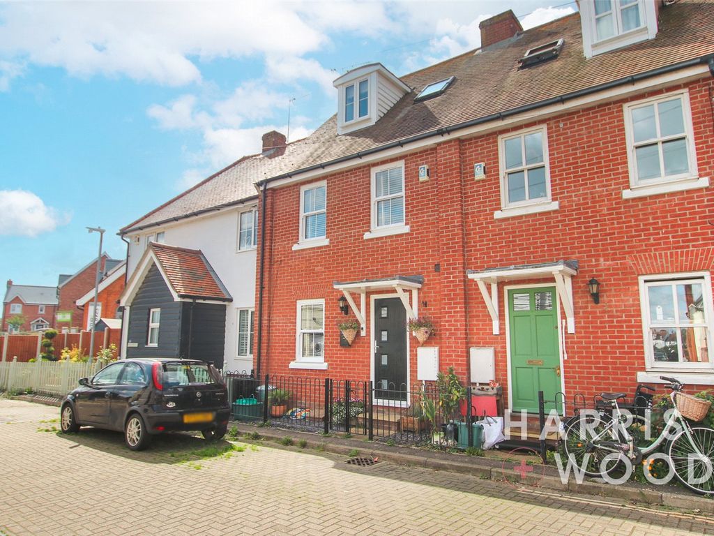 4 bed terraced house for sale in High Street, Rowhedge, Colchester, Essex CO5, £325,000