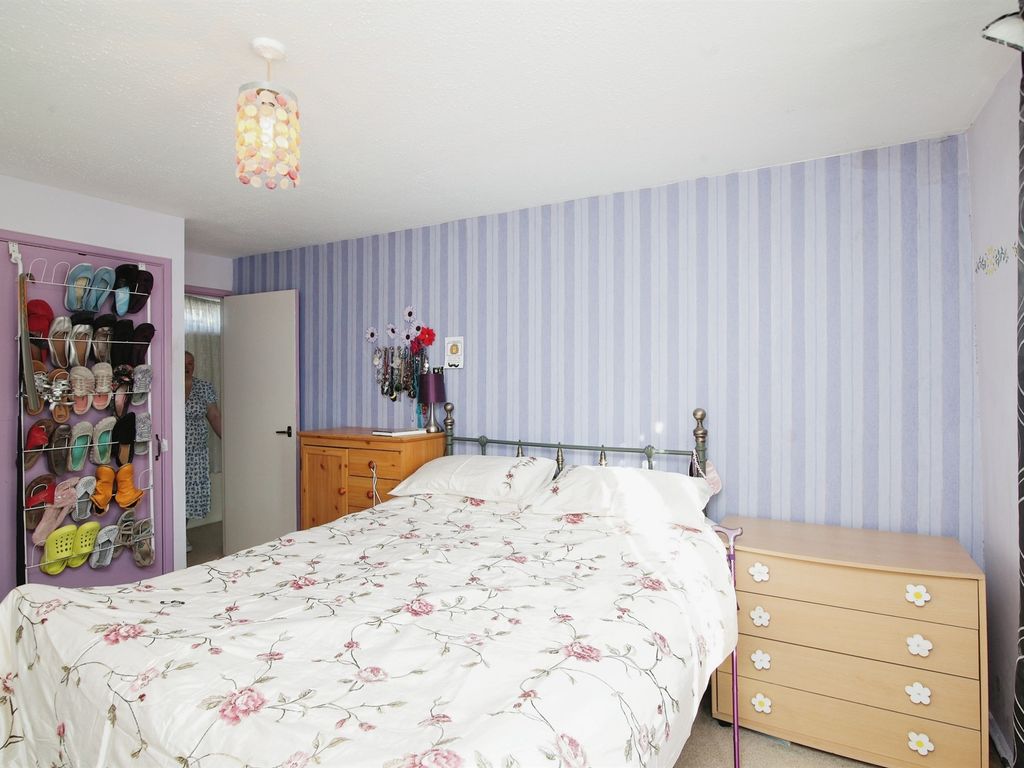 3 bed terraced house for sale in Buarth Y Capel, Ynysybwl, Pontypridd CF37, £130,000