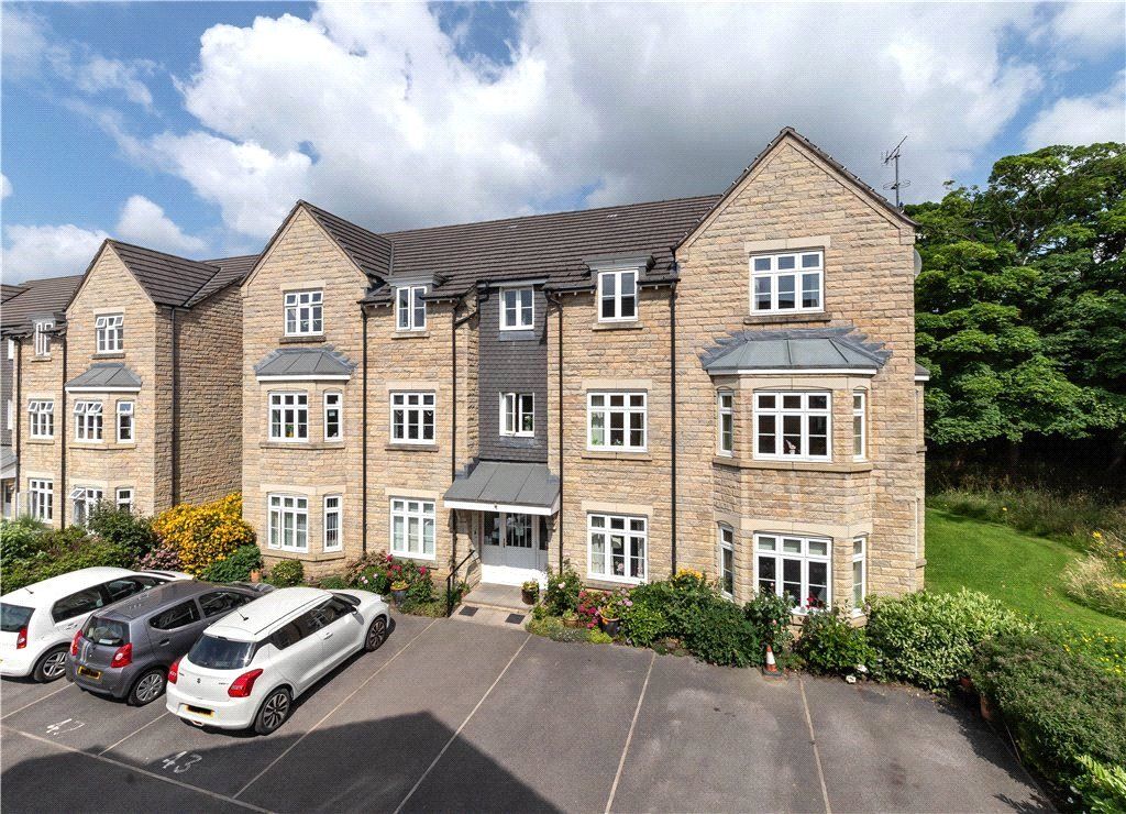 2 bed flat for sale in Odile Mews, Bingley, West Yorkshire BD16, £135,000