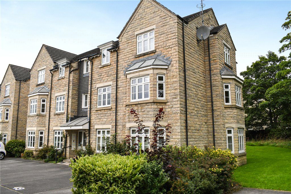 2 bed flat for sale in Odile Mews, Bingley, West Yorkshire BD16, £135,000