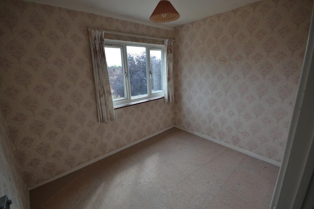 3 bed end terrace house for sale in Buckthorn, Stacey Bushes, Milton Keynes, Buckinghamshire MK12, £250,000