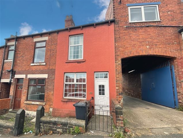 3 bed terraced house for sale in Whitehouse Lane, Sheffield S6, £130,000
