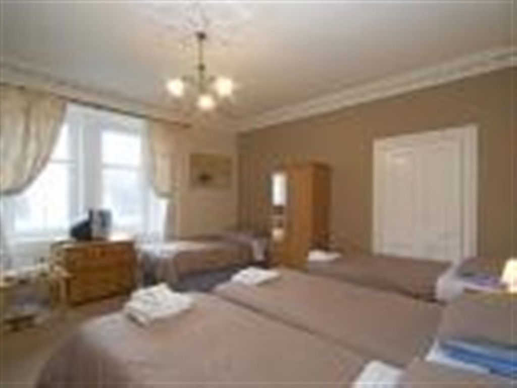 Hotel/guest house for sale in Dunollie Road, Oban PA34, £580,000