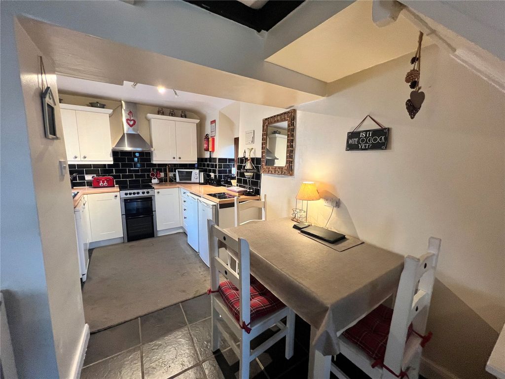 2 bed cottage for sale in Penrhyndeudraeth, Gwynedd LL48, £169,995