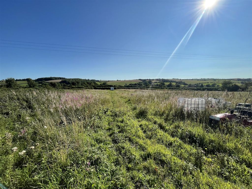 Land for sale in Crockway, Dorchester DT2, £30,000