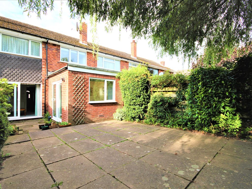 3 bed terraced house for sale in Caldy Road, Wilmslow, Cheshire SK9, £315,000