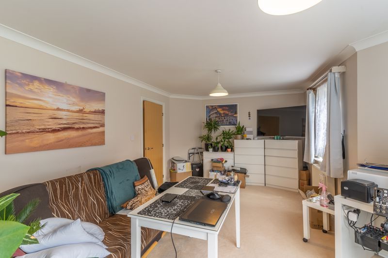 2 bed flat for sale in Braithwaite Row, Wellington TF1, £169,000