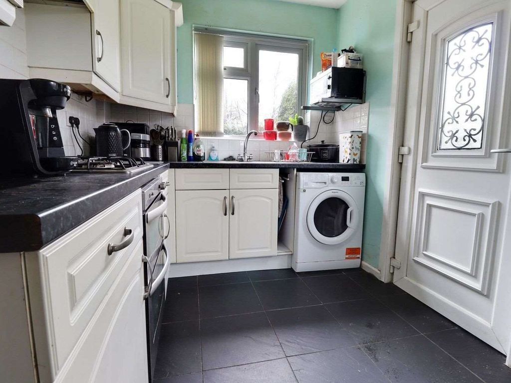 3 bed semi-detached house for sale in Markham Crescent, Sherwood, Nottingham NG5, £180,000