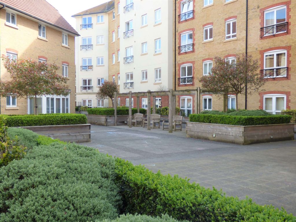 1 bed flat for sale in Delta House, St Andrews Street, Northampton NN1, £114,000