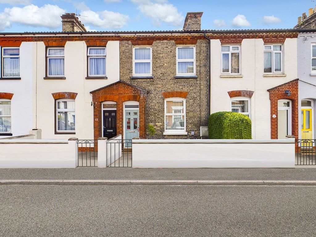 2 bed terraced house for sale in Windsor Street, Salisbury SP2, £285,000