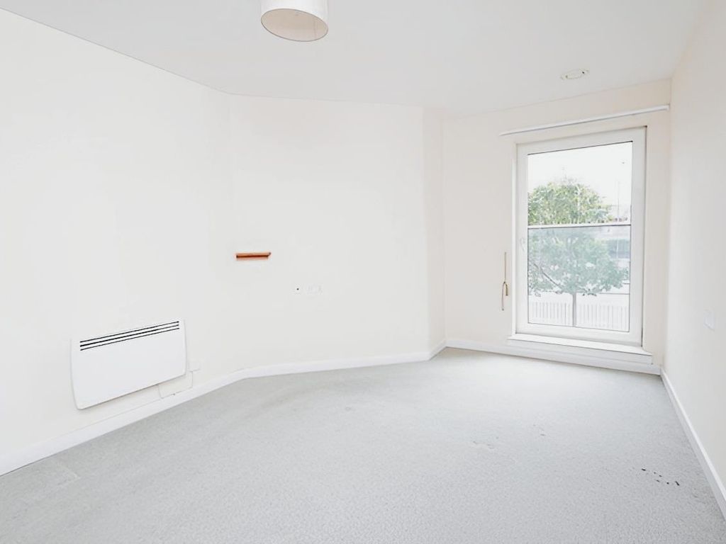 1 bed flat for sale in Lyle Court, 25 Barnton Grove, Edinburgh EH4, £218,000