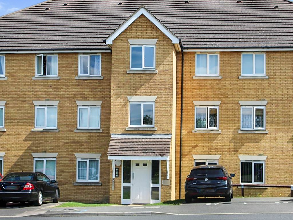 2 bed flat for sale in Fellowes Road, Peterborough PE2, £130,000