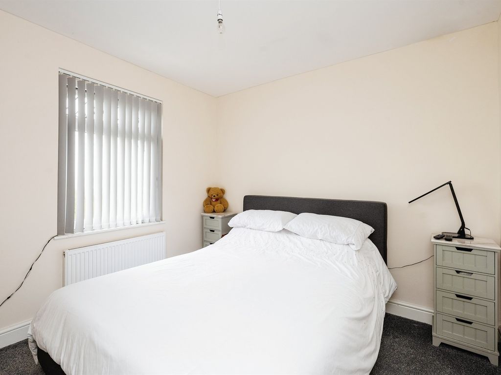 3 bed semi-detached house for sale in Main Road, Dyffryn Cellwen, Neath SA10, £160,000