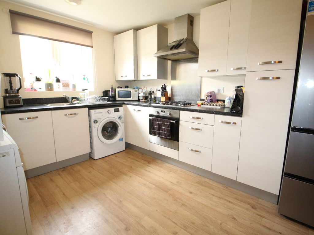 3 bed semi-detached house for sale in Dartmoor Road, Westbury BA13, £260,000