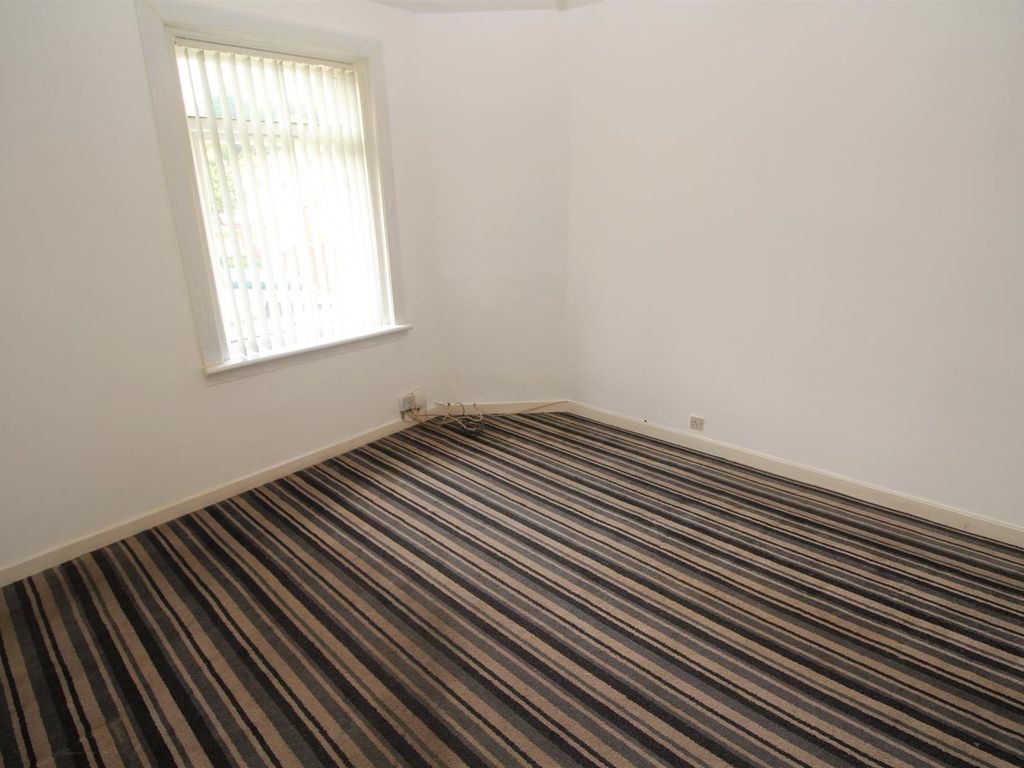 2 bed flat for sale in Dunlop Street, Greenock PA16, £79,000