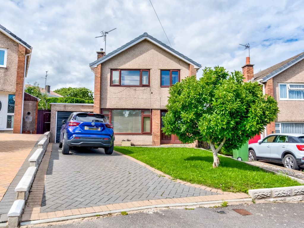 3 bed detached house for sale in Meadvale Road, Rumney, Cardiff CF3, £290,000