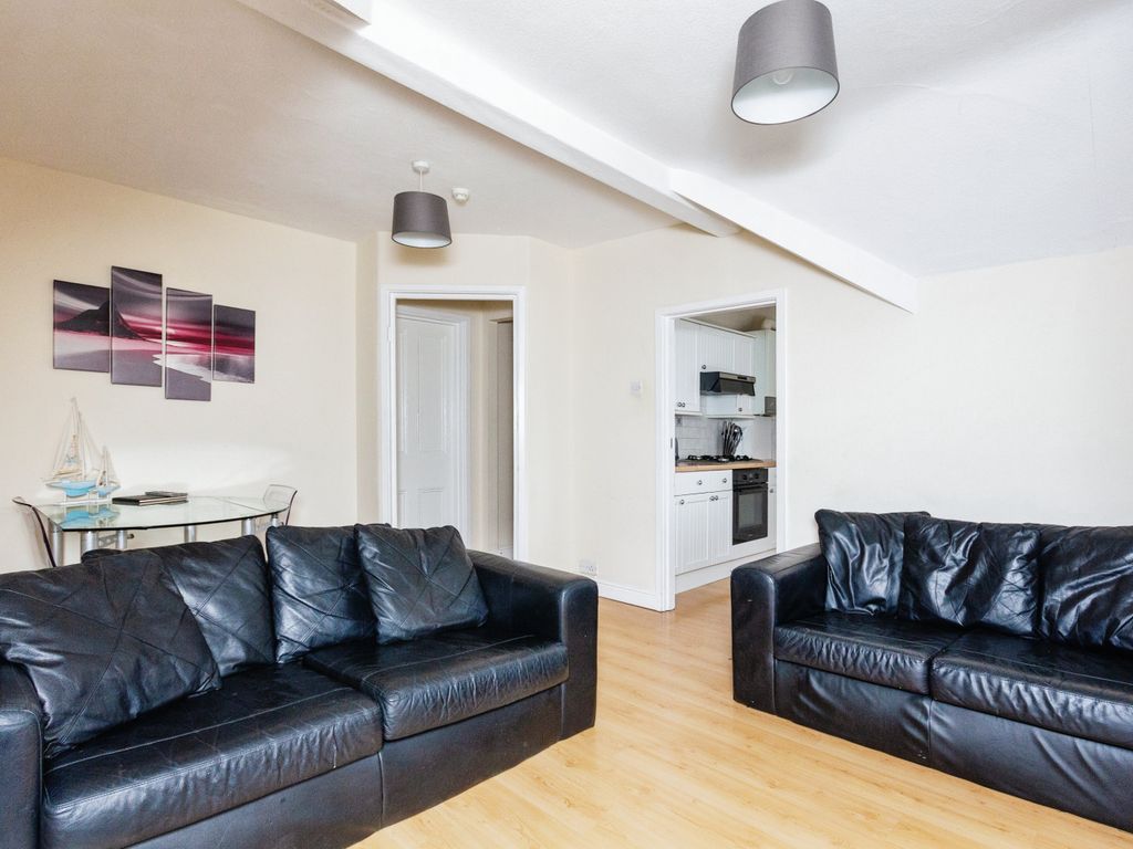 1 bed flat for sale in Caroline Road, Llandudno, Conwy LL30, £110,000