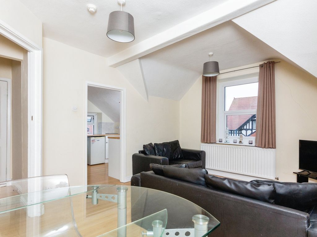 1 bed flat for sale in Caroline Road, Llandudno, Conwy LL30, £110,000