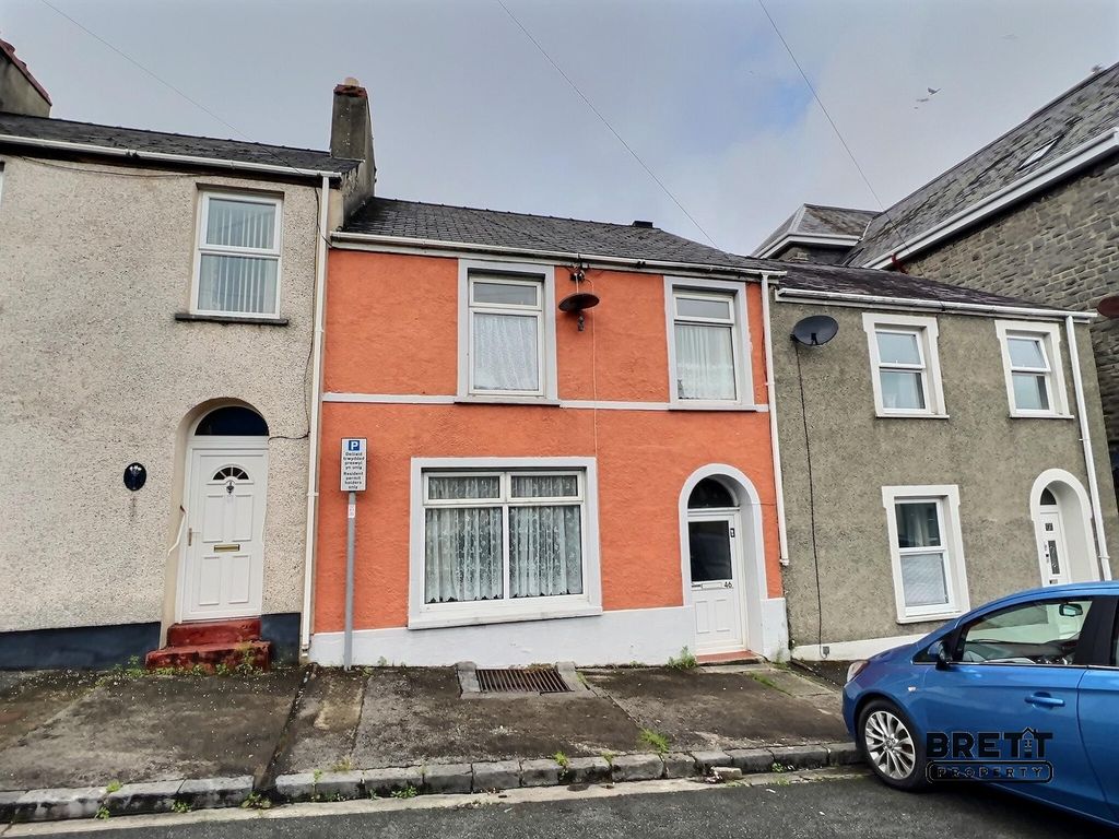 3 bed terraced house for sale in Meyrick Street, Pembroke Dock, Pembrokeshire. SA72, £130,000
