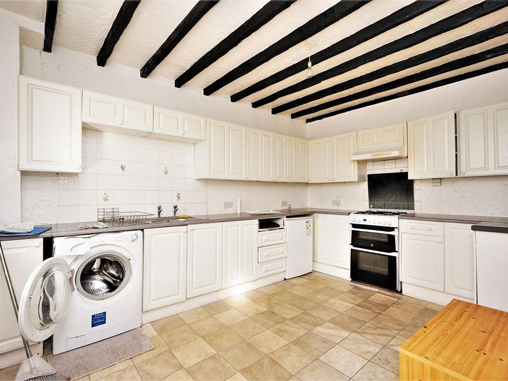 3 bed end terrace house for sale in Queen Street, Dalton-In-Furness LA15, £95,000