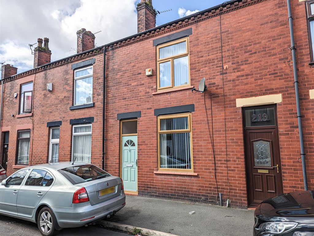 2 bed terraced house for sale in Glebe Street, Leigh WN7, £105,000