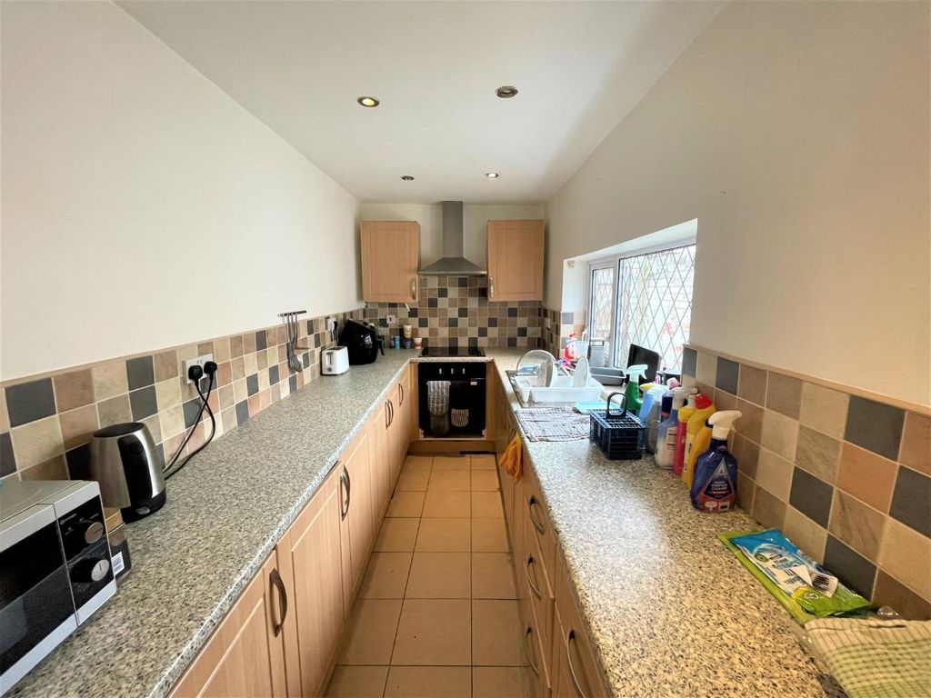2 bed property for sale in Warwick Street, Middlesbrough TS1, £75,000