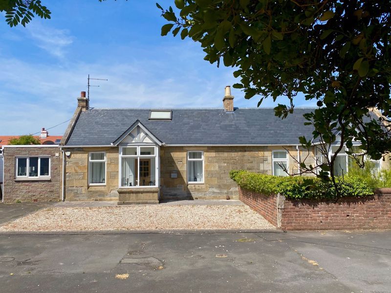 4 bed cottage for sale in Monkton Road, Monkton, Prestwick KA9, £265,000