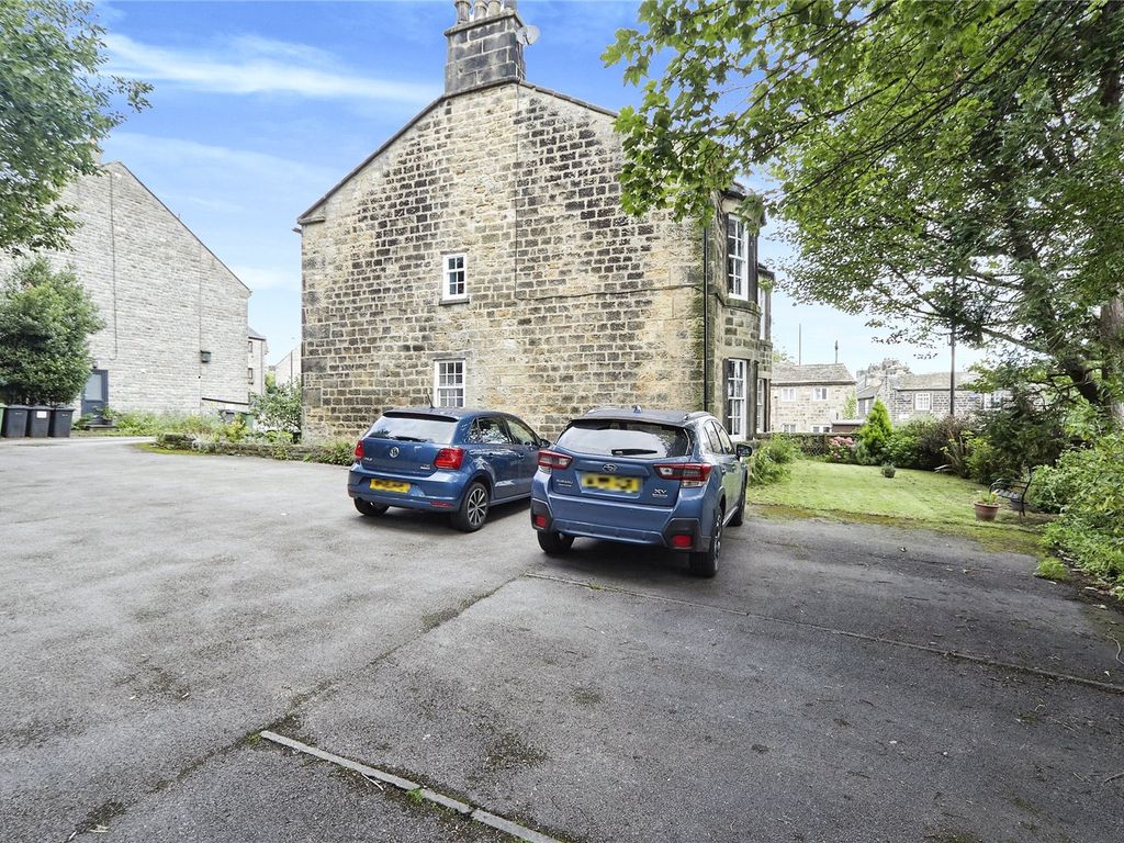1 bed flat for sale in Main Street, Pool In Wharfedale, Otley, West Yorkshire LS21, £145,000
