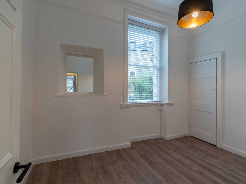 1 bed flat for sale in Walcot Parade, Bath BA1, £280,000