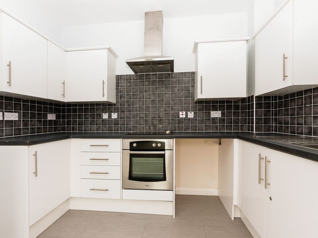 1 bed flat for sale in Kettering Road, Market Harborough LE16, £28,750