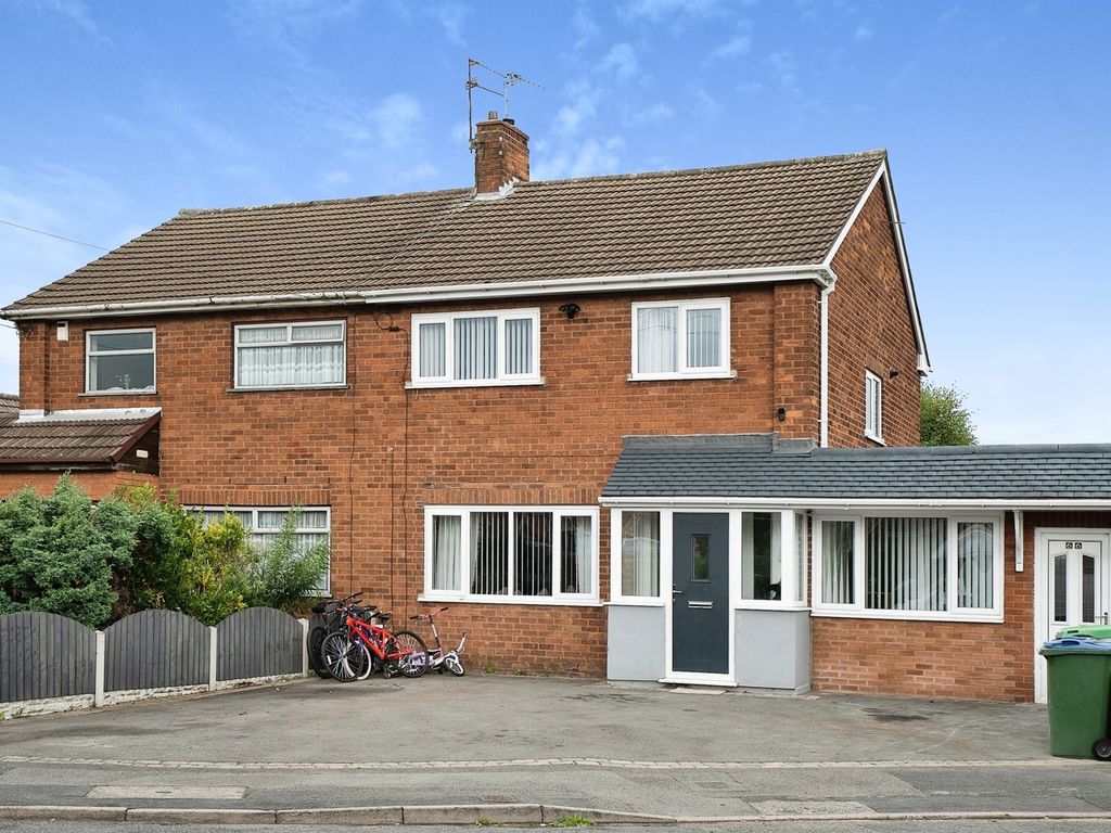 3 bed semi-detached house for sale in Bagnall Street, Ocker Hill, Tipton DY4, £260,000