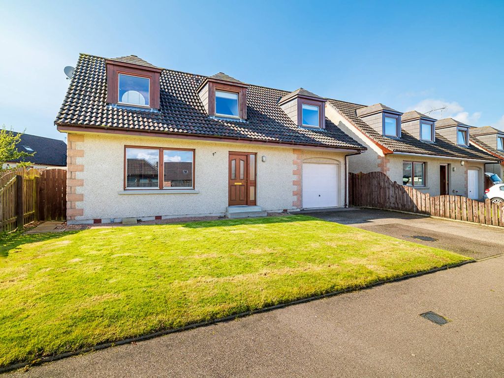 3 bed detached house for sale in Mcintosh Crescent, Dyce, Aberdeen AB21, £290,000