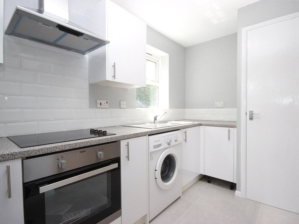 1 bed flat for sale in Courtlands, Bradley Stoke, Bristol, South Gloucestershire BS32, £174,995