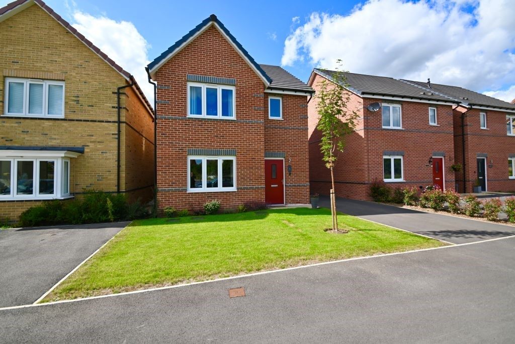 3 bed detached house for sale in Foxglove Drive, Auckley, Doncaster DN9, £275,000