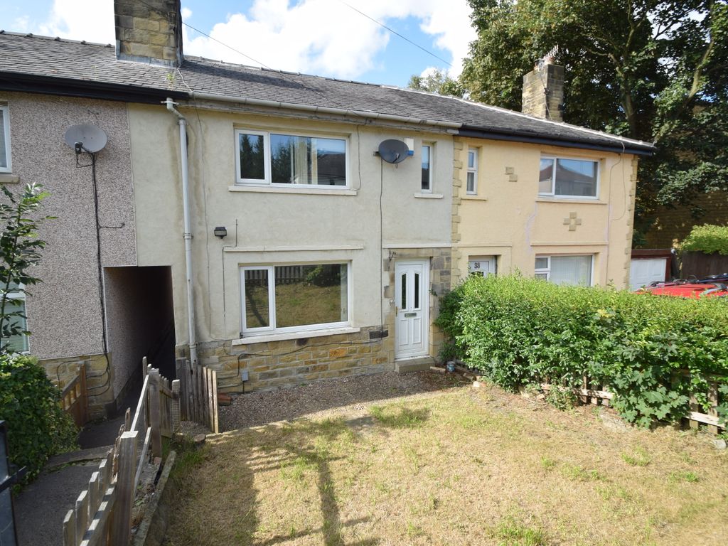 3 bed terraced house for sale in Vicarage Road, Shipley, Bradford, West Yorkshire BD18, £135,000