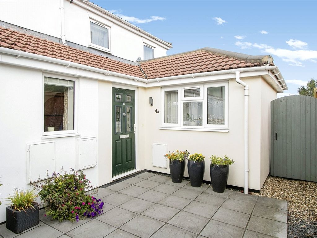 3 bed semi-detached house for sale in Jubilee Road, Poole BH12, £325,000