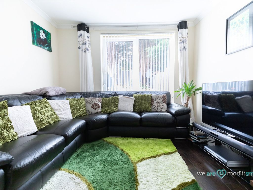 3 bed town house for sale in Bowfield Road, Firth Park, - Complete Chain S5, £145,000