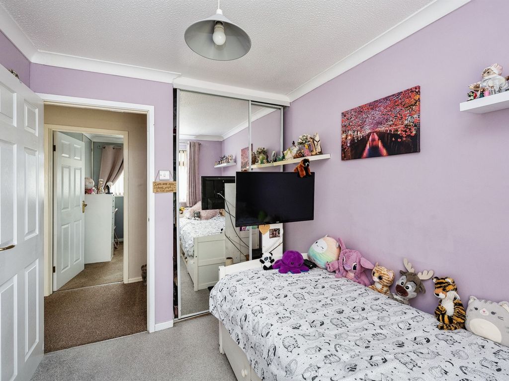 4 bed detached house for sale in Bryngwyn, Skewen, Neath SA10, £290,000