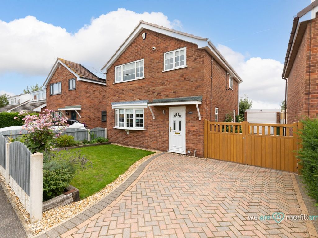 3 bed detached house for sale in Portland Place, Sutton-Cum-Lound, Retford, - Viewing Essential DN22, £240,000