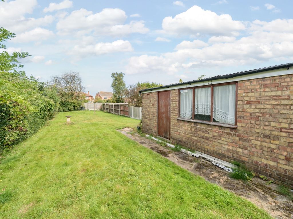2 bed bungalow for sale in Kensington Place, Scartho, Grimsby DN33, £140,000